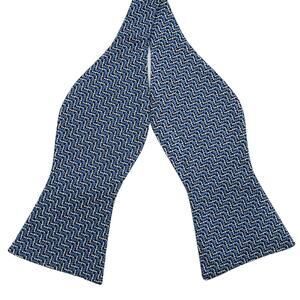 Daniel Cremieux Blue Geometric Weave Design 100% Silk Self Tie Bow Tie